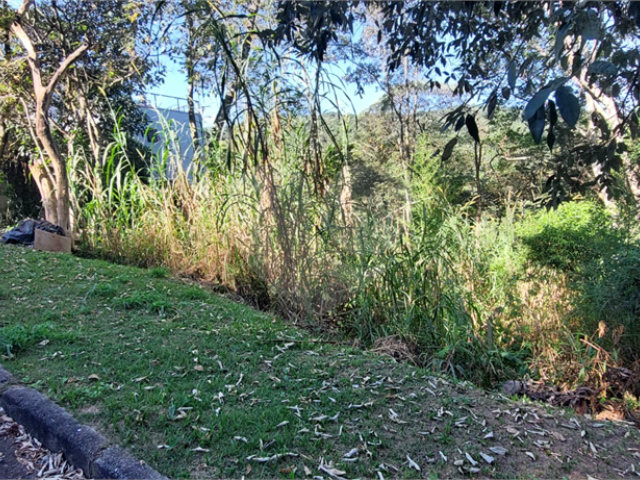 Terreno à venda no condomínio Alpes da Cantareira, Mairiporã - SP