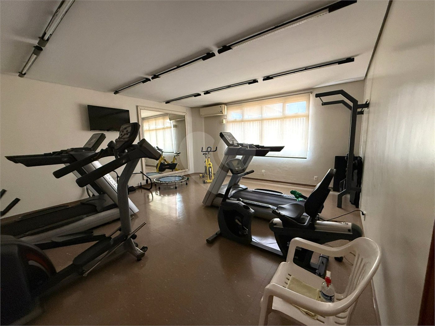 Apartamento à venda com 4 quartos, sendo 2 suítes, no Centro, Araraquara, SP