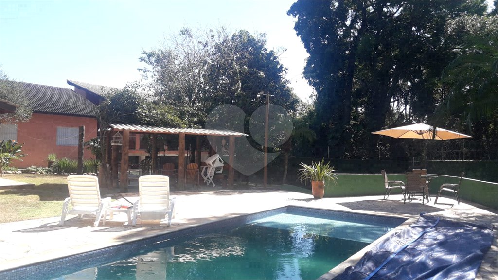 Casa à venda com 4 suítes em Roseira, Mairiporã, SP