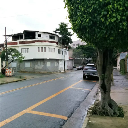 Apartamento com 83m² , 2 dormitórios , 2 vagas , à venda no bairro Cerâmica em São Caetano do Sul.