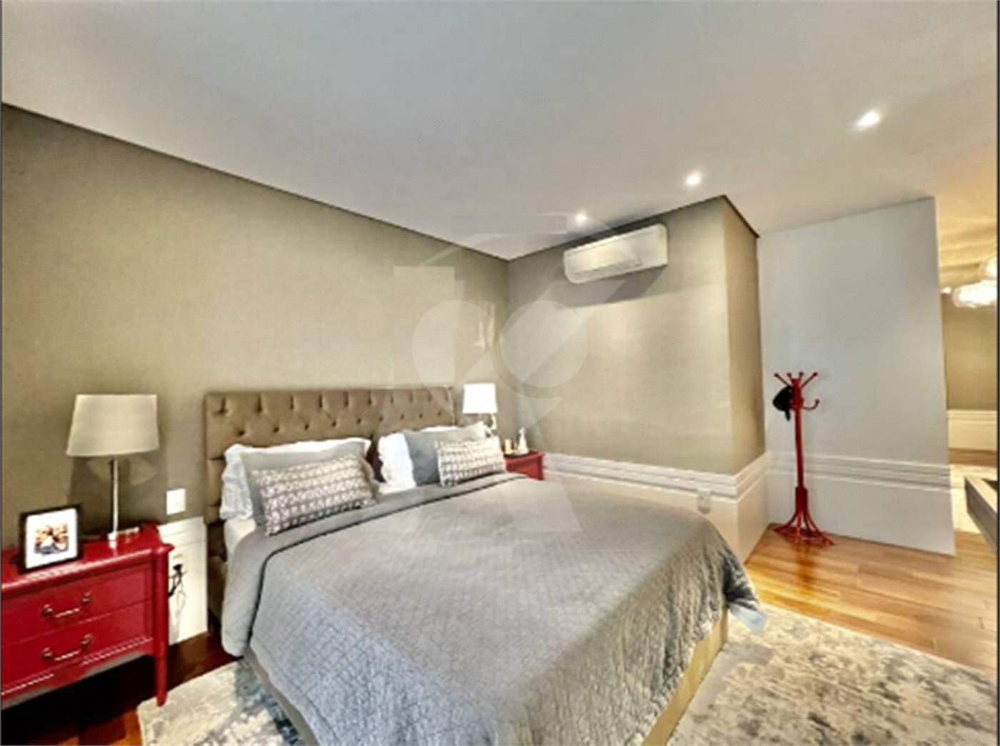 Apartamento à venda ou para alugar com 4 suítes em Santa Teresinha, São Paulo, SP