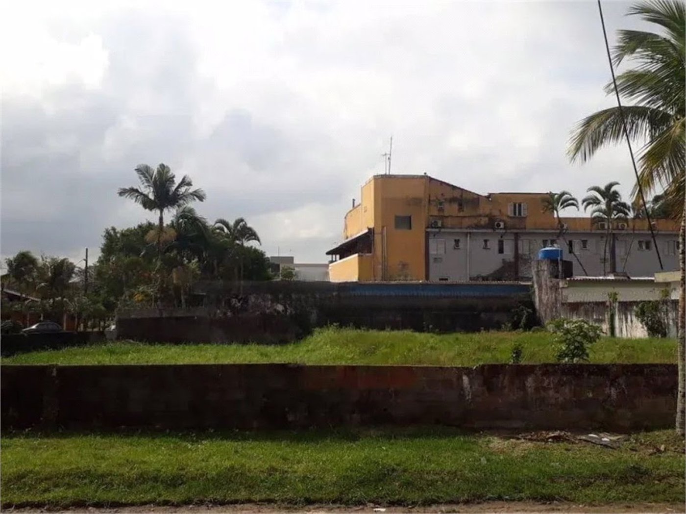 Terreno à venda, 1000 m² por R$ 2.500.000,00 - Balneário Praia do Pernambuco - Guarujá/SP