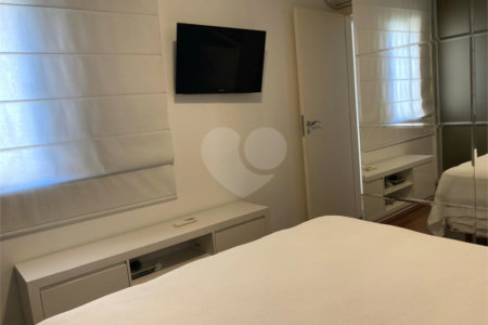 Apartamento à venda com 2 quartos, sendo 1 suíte, em Indianópolis, São Paulo, SP