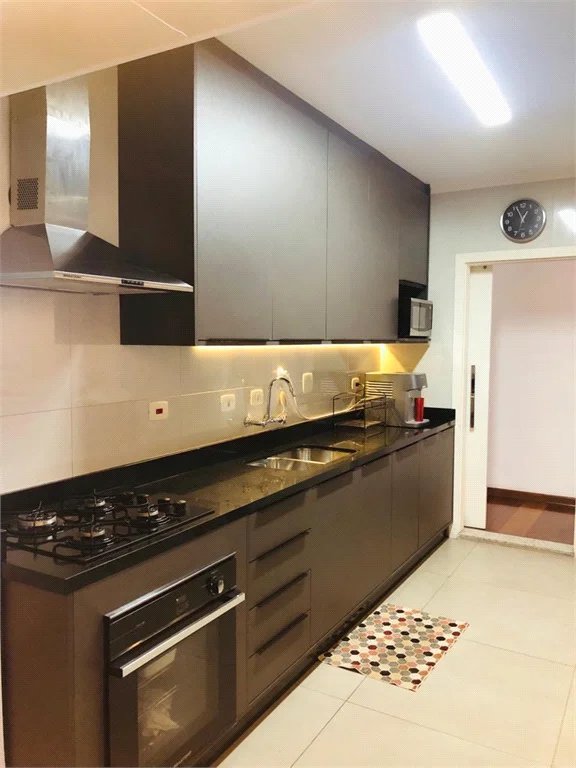 Casa Térrea à venda com 3 quartos, sendo 1 suíte, em Jardim Londrina, São Paulo, SP