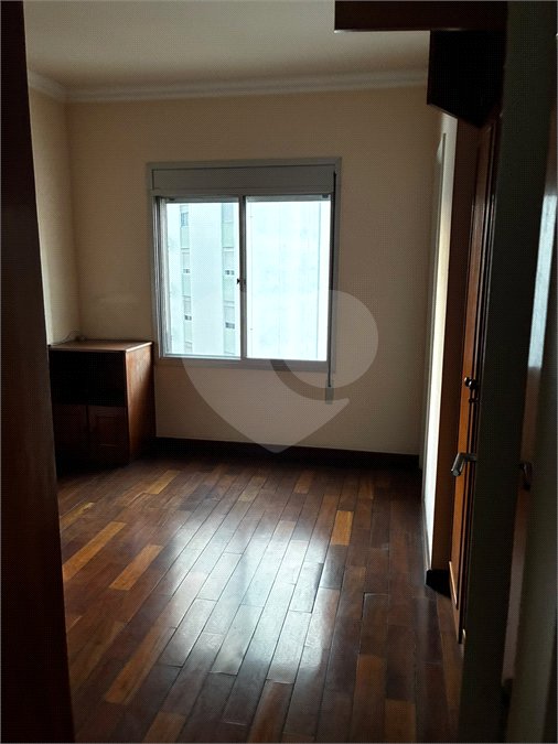 Apartamento à venda com 4 quartos, sendo 2 suítes, em Aclimação, São Paulo, SP