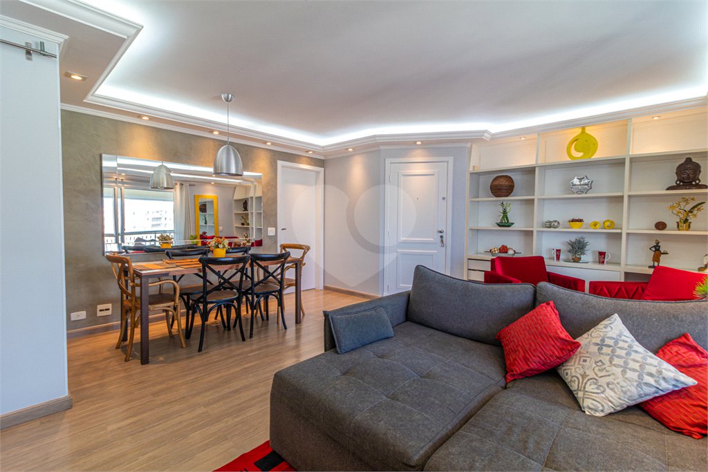 Apartamento à venda com 4 quartos, sendo 1 suíte, em Jardim Marajoara, São Paulo, SP