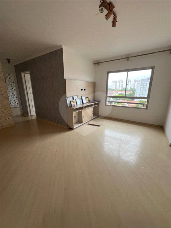 Apartamento à venda com 2 quartos, sendo 1 suíte, em Jardim Ester, São Paulo, SP