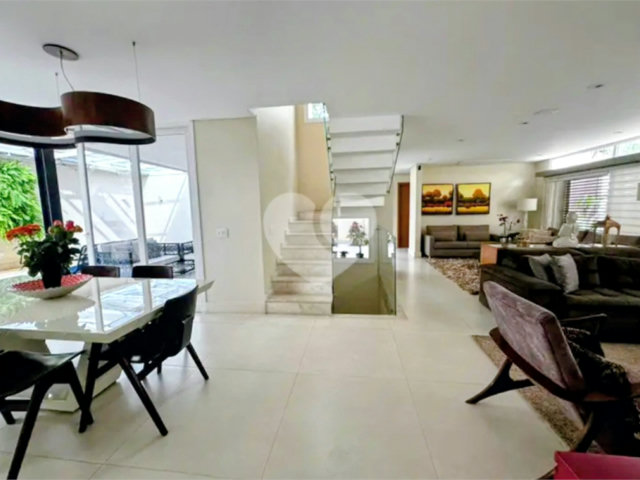 Casa à venda com 4 suítes no condomínio Tao Residencial, São Paulo - SP