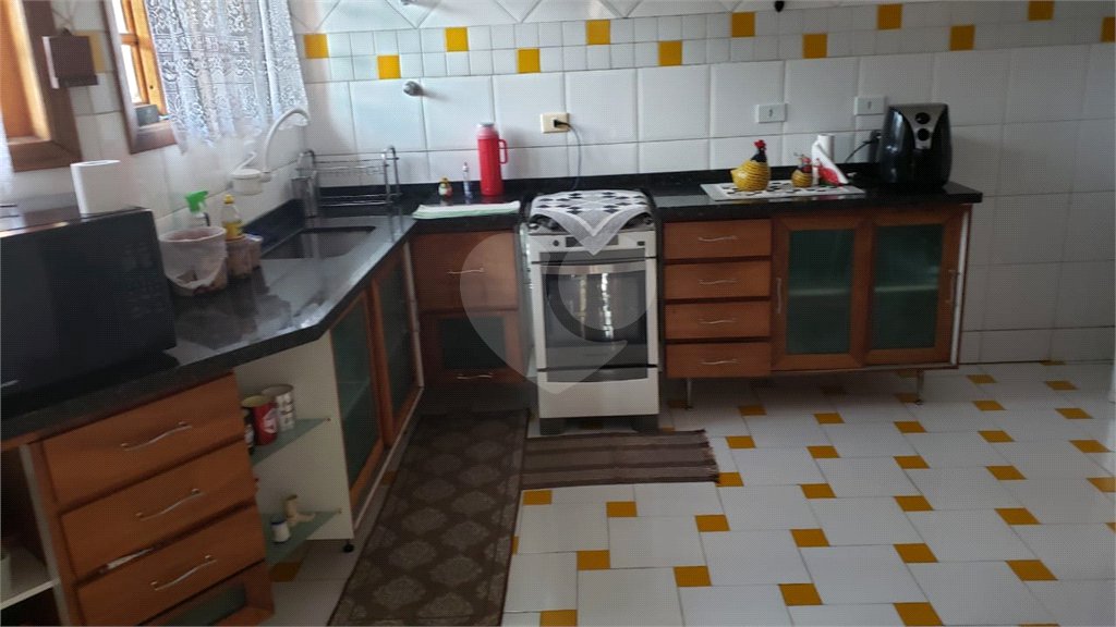 Casa à venda com 3 quartos, sendo 1 suíte, em Jardim das Flores, Atibaia, SP