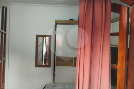 Sobrado à venda com 3 quartos, sendo 1 suíte,  em Conjunto Residencial Vista Verde, São Paulo, SP