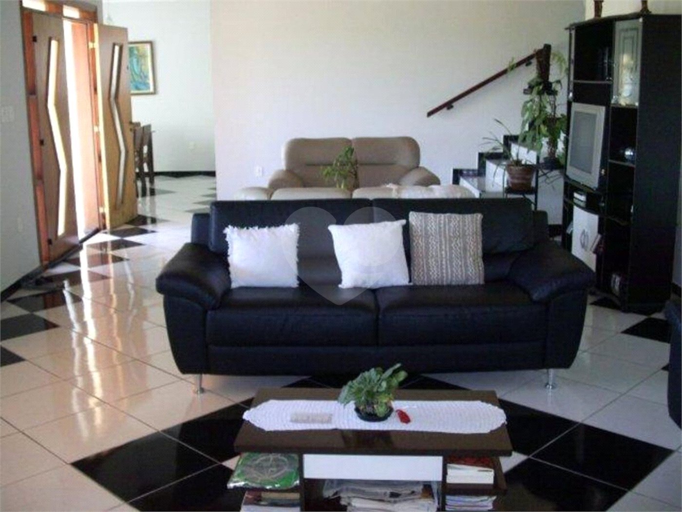 Casa à venda com 3 quartos, sendo 1 suíte, no condomínio Jardim do Ribeirão 1, Itupeva - SP
