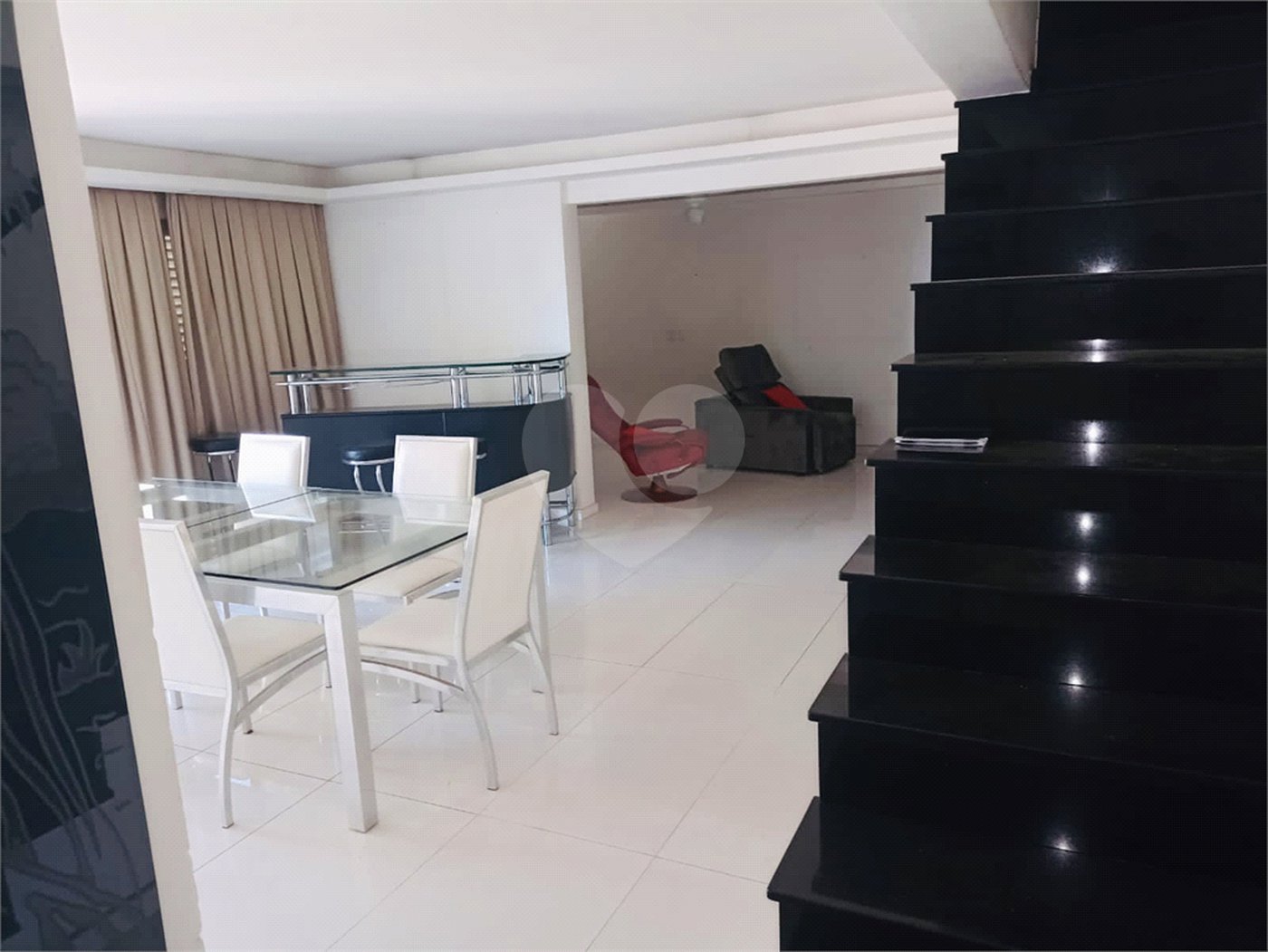 Apartamento à venda ou para alugar com 3 quartos, sendo 1 suíte,  em Perdizes, São Paulo, SP