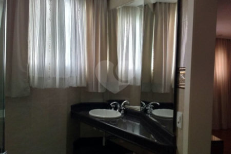 Casa à venda com 4 quartos, sendo 3 suítes, em Jardim Japão, São Paulo, SP