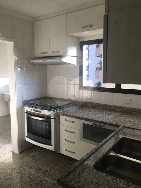 Apartamento à venda com 4 suítes em Vila Suzana, São Paulo, SP