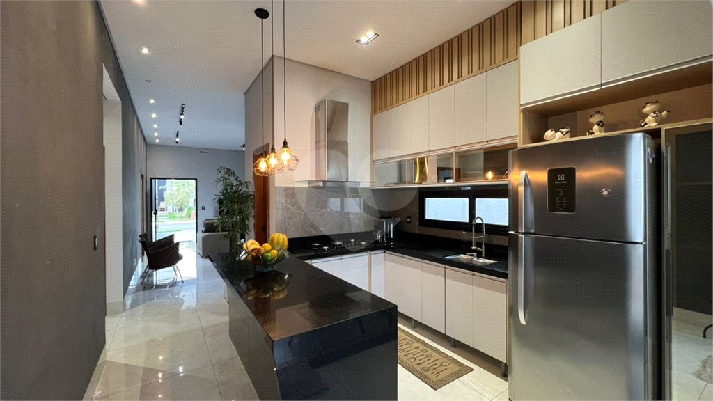 Casa à venda com 3 suítes no condomínio Primor das Torres, Cuiabá - MT