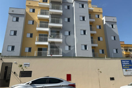 Casa á venda no Bairro Cidade Jardim