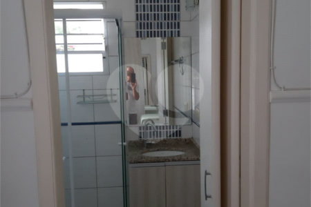 Sobrado à venda com 3 quartos, sendo 1 suíte, em Vila Suissa, Mogi das Cruzes, SP