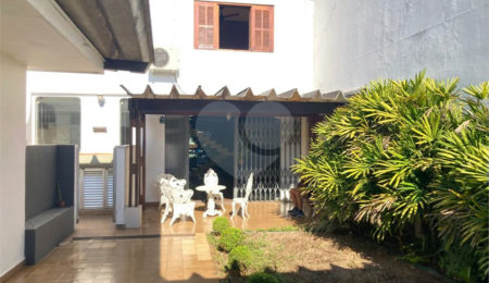 Sobrado para alugar com 4 quartos, sendo 2 suítes, em Alto da Boa Vista, São Paulo, SP