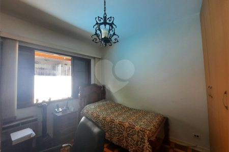Casa à venda com 4 quartos, sendo 3 suítes,  em Jardim Marajoara, São Paulo, SP