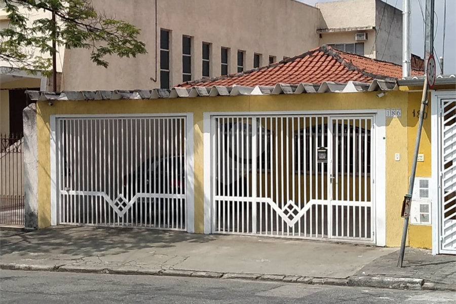 Casa Térrea à venda com 4 quartos, sendo 1 suíte, em Vila Medeiros, São Paulo, SP