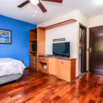 Casa à venda com 6 quartos, sendo 4 suítes, em Vila Anglo Brasileira, São Paulo, SP