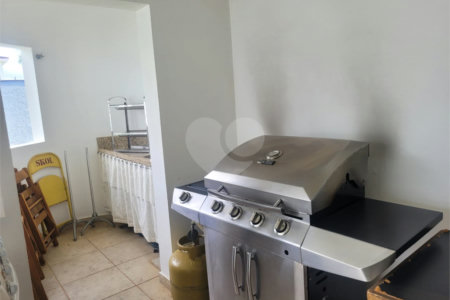 Casa à venda com 3 suítes no condomínio Village Saint Charbel, Araçoiaba da Serra - SP