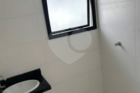 Casa à venda com 2 quartos no condomínio Sindona Parque 1, Cotia - SP