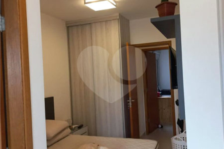 Casa à venda com 2 suítes no condomínio martinha, São Paulo - SP
