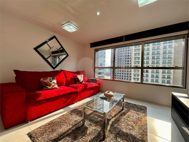 Apartamento à venda ou para alugar com 2 quartos, sendo 1 suíte,  em Brooklin, São Paulo, SP
