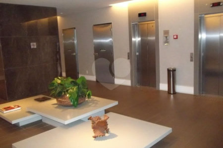 Studio para locação na Consolação com vaga de garagem