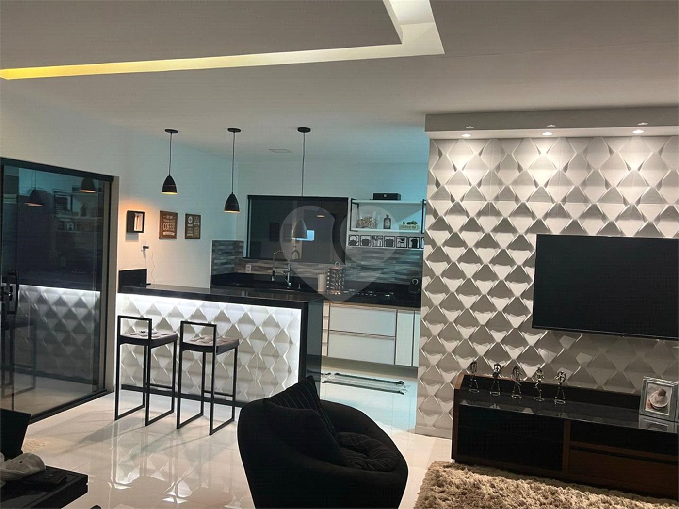Casa à venda com 3 suítes em Caravelas, Armação dos Búzios, RJ