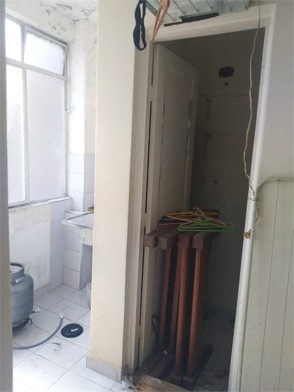 Apartamento à venda com 2 quartos em Vila Romana, São Paulo, SP