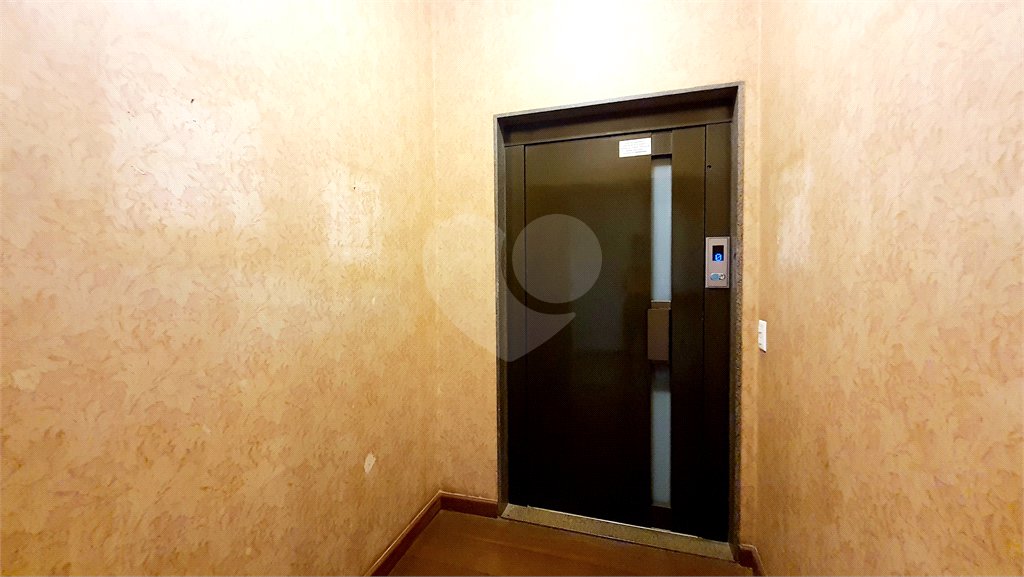 Apartamento à venda com 4 quartos, sendo 2 suítes,  em Vila Seixas, Ribeirão Preto, SP