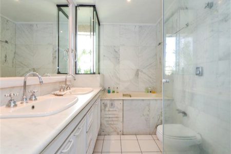 Apartamento à venda com 3 suítes em Vila Suzana, São Paulo, SP
