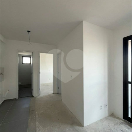 Apartamento à venda com 2 quartos em Jardim Trussardi, São Paulo, SP