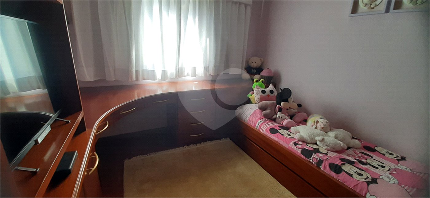 Casa à venda com 4 quartos, sendo 3 suítes, no condomínio Sausalito, Mairiporã - SP
