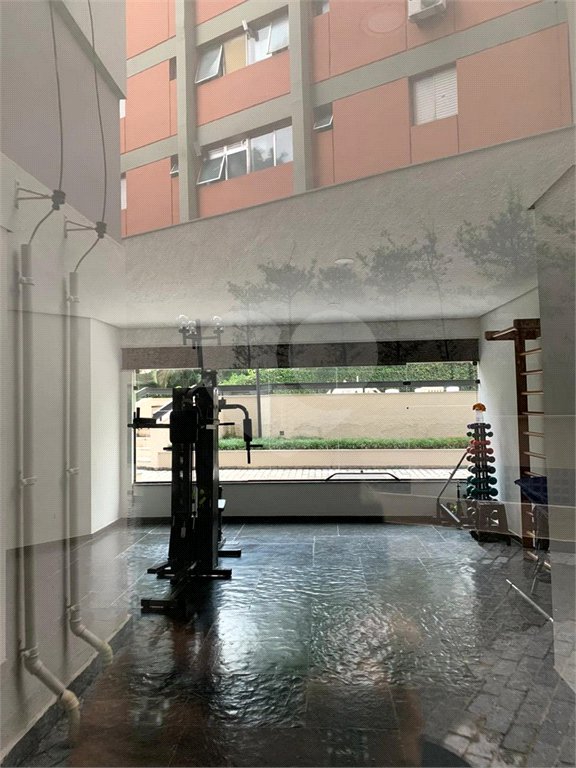 Apartamento à venda com 4 quartos, sendo 2 suítes, em Real Parque, São Paulo, SP