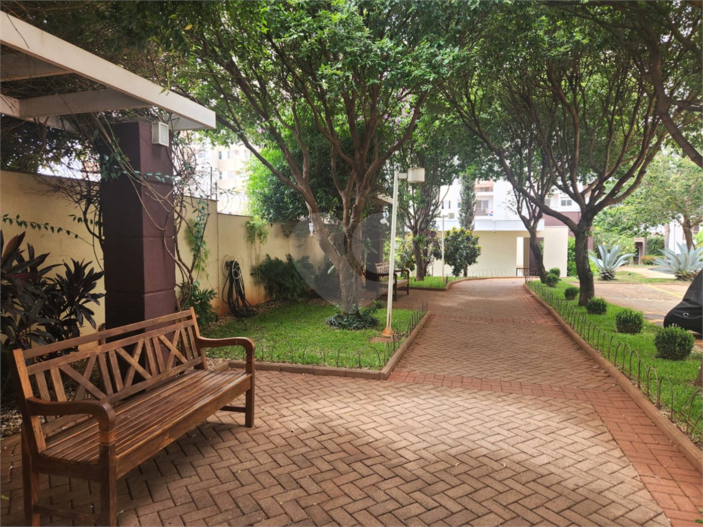 Apartamento à venda com 3 quartos, sendo 1 suíte, em Jardim dos Manacás, Araraquara, SP