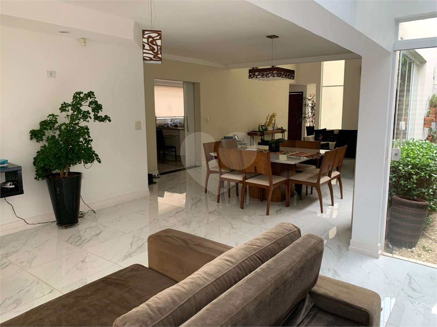Casa à venda com 2 suítes em Condomínio Loteamento Quadra dos Príncipes, Atibaia, SP