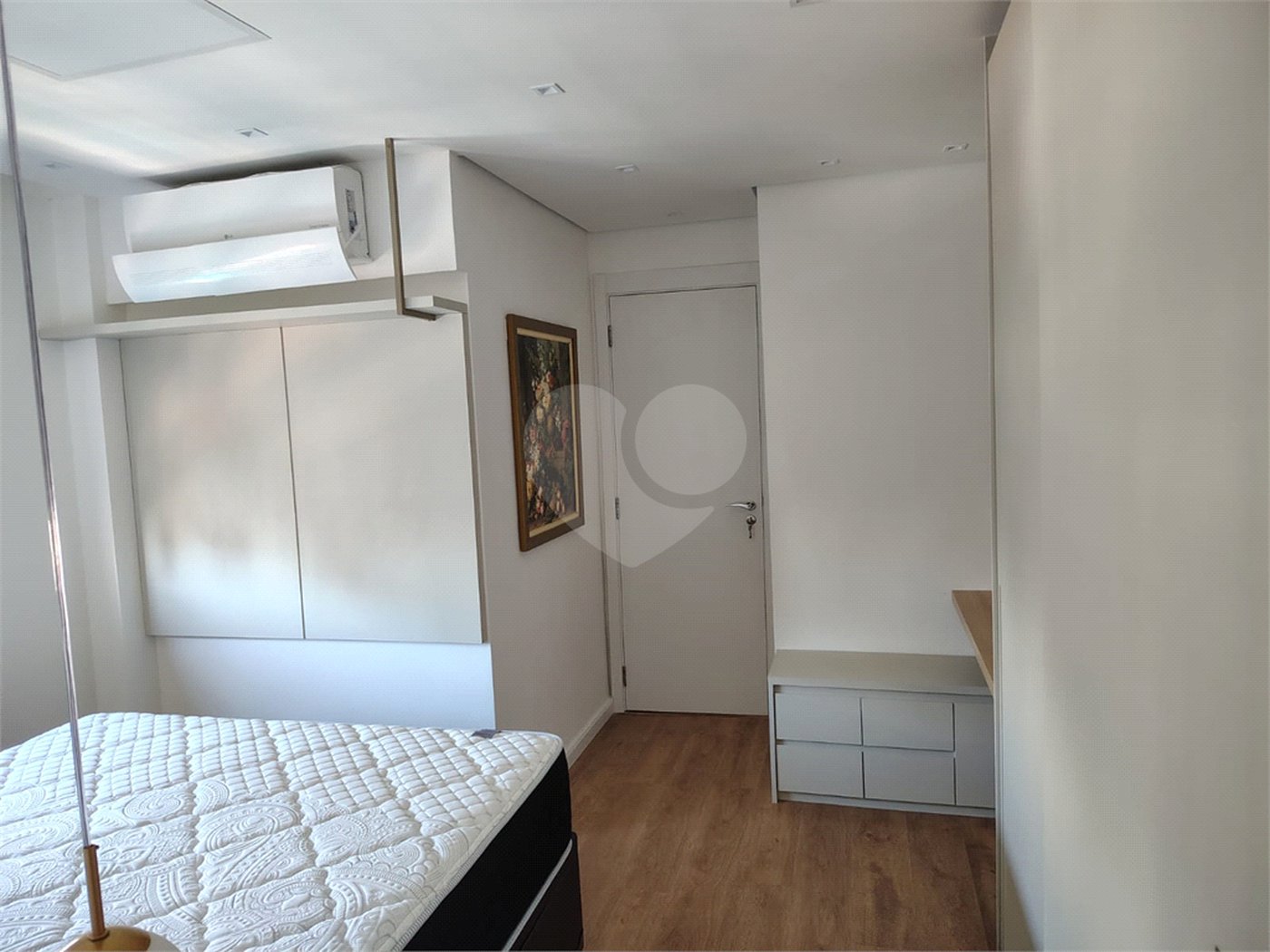 Apartamento Mobiliado 2 Suítes - 72 mts² - Ar Condicionado - 1 vaga - 400 do Metrô Alto do Ipiranga