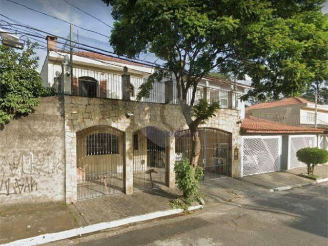 Casa Térrea à venda com 4 quartos, sendo 1 suíte,  em Vila Medeiros, São Paulo, SP