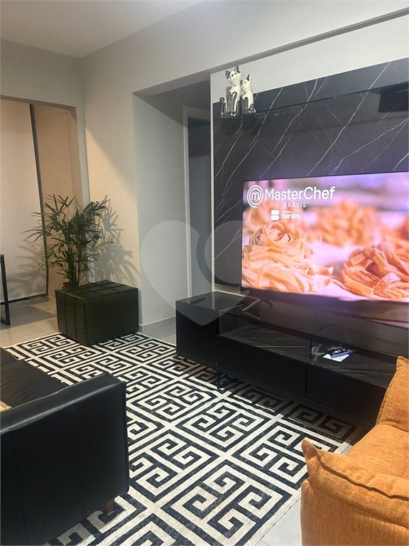 Apartamento à venda com 2 quartos, sendo 1 suíte,  em Chácaras Manão, Mairinque, SP
