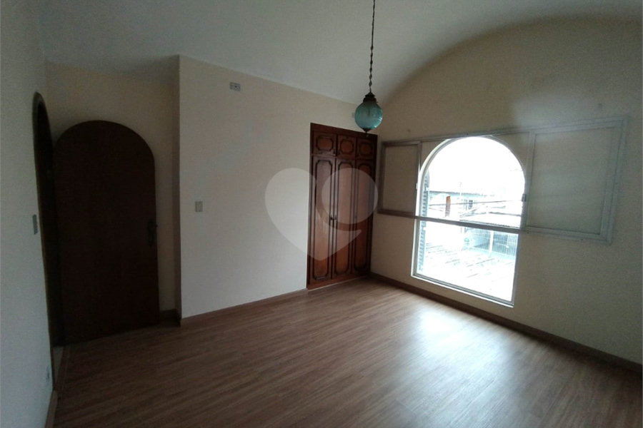 Sobrado à venda com 5 quartos, sendo 1 suíte, em Mandaqui, São Paulo, SP