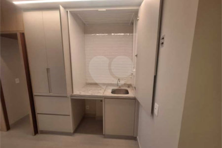 Apartamento à venda com 1 suíte em Moema, São Paulo, SP