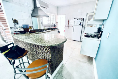 Casa à venda com 3 quartos, sendo 1 suíte, em Vila Nastri, Itapetininga, SP