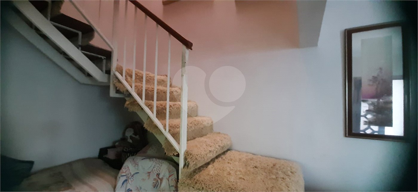 Sobrado à venda com 4 quartos, sendo 1 suíte, em Santana, São Paulo, SP