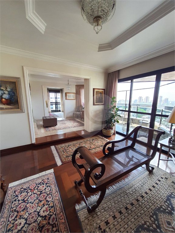 Apartamento à venda com 4 suítes em Vila Andrade, São Paulo, SP