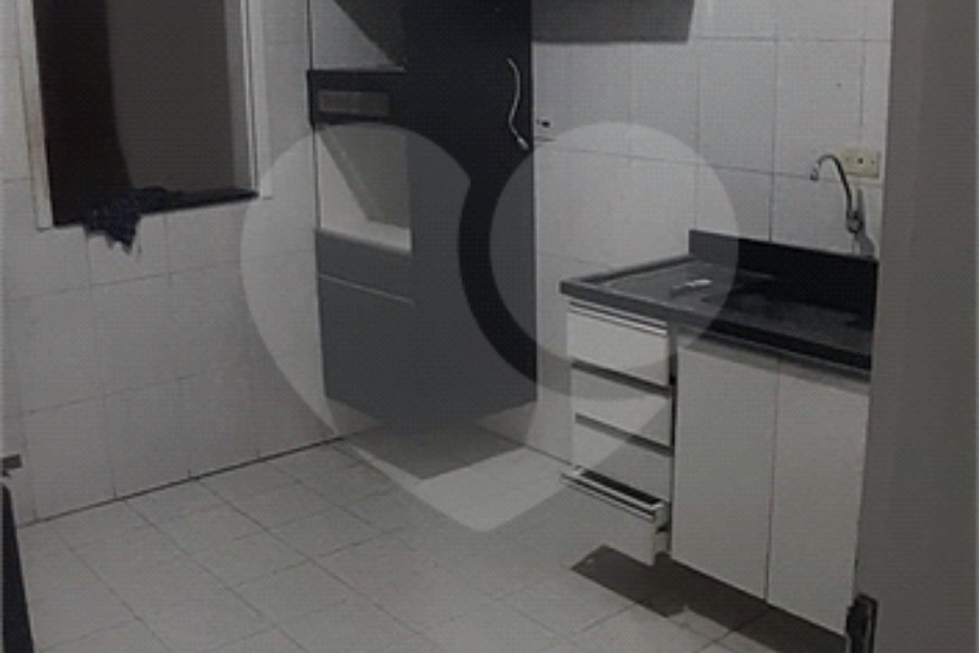 Casa à venda com 3 quartos, sendo 1 suíte, no condomínio Village Palmas, São Paulo - SP