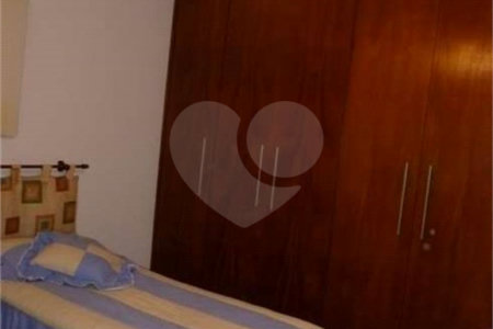 Casa à venda com 3 quartos, sendo 1 suíte, no condomínio Vivenda das Vinhas, Vinhedo - SP