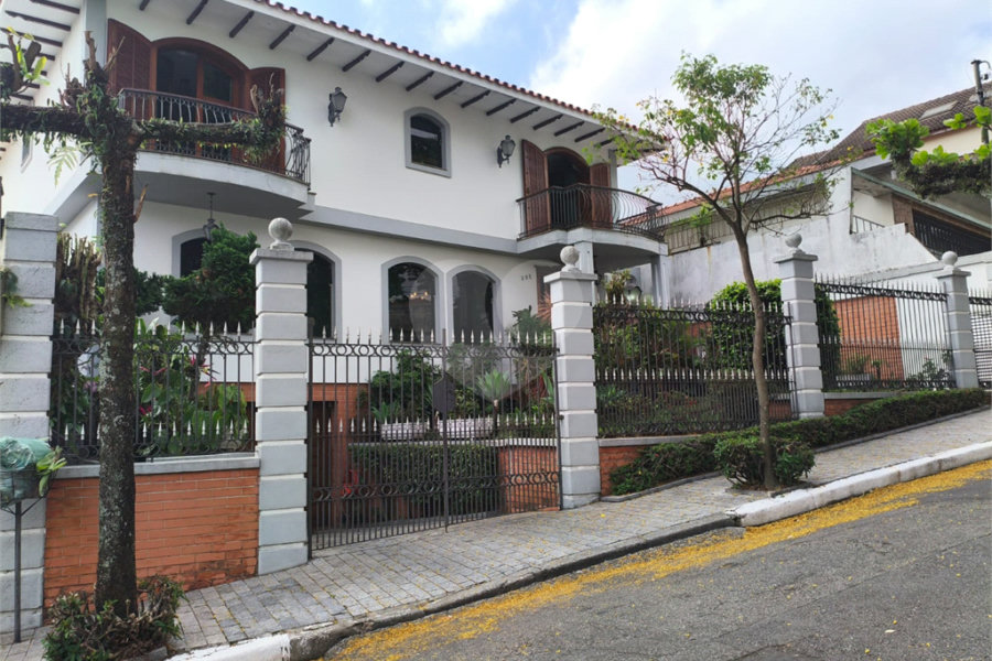 Sobrado para alugar com 4 quartos, sendo 2 suítes, em Jardim França, São Paulo, SP